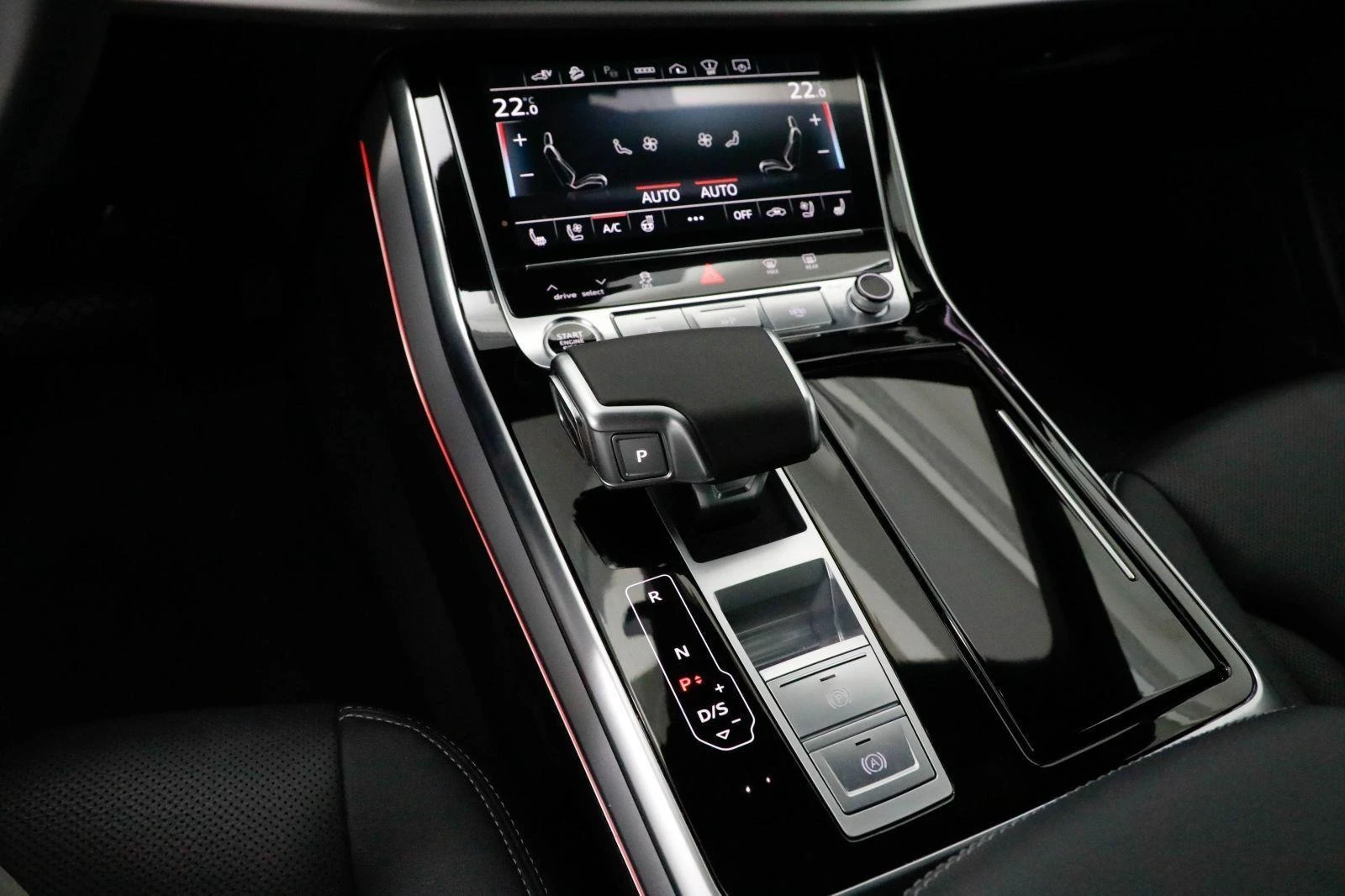 Audi Q8 55 TFSIe/PLUG-IN/FACELIFT/MATRIX/SOFT CLOSE/HEADUP | Mobile.bg   13