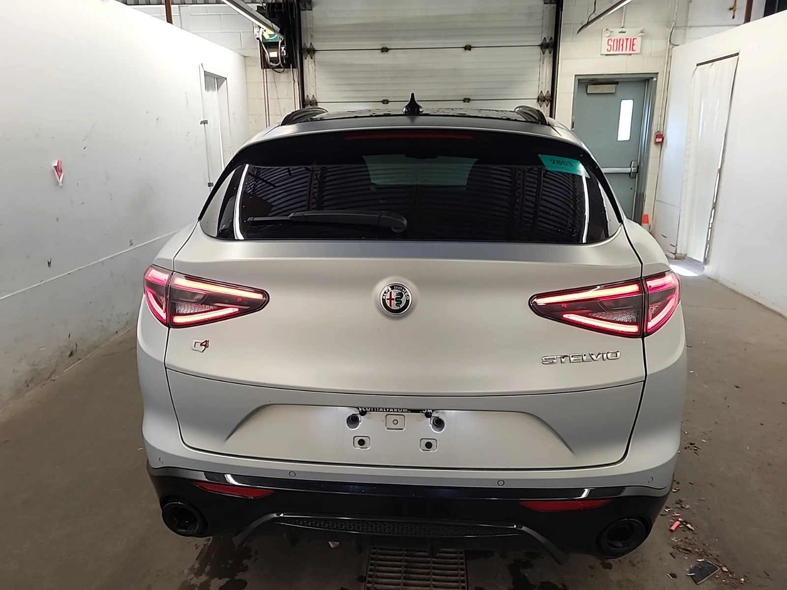 Alfa Romeo Stelvio Тurbo* АвтоКредит* Цена до БГ - изображение 5