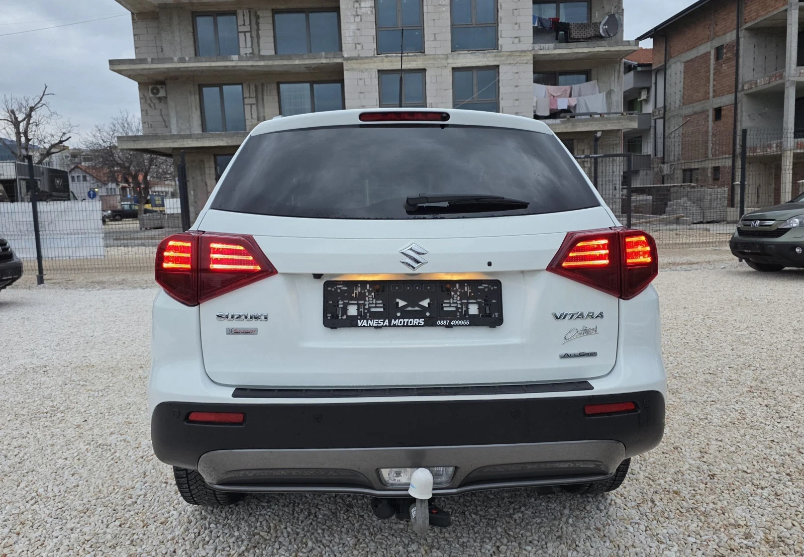 Suzuki Vitara FULL SERVICE IN SUZUKI ALLGRIP 4х4 Keyless Go , снимка 5 - Автомобили и джипове - 53940056