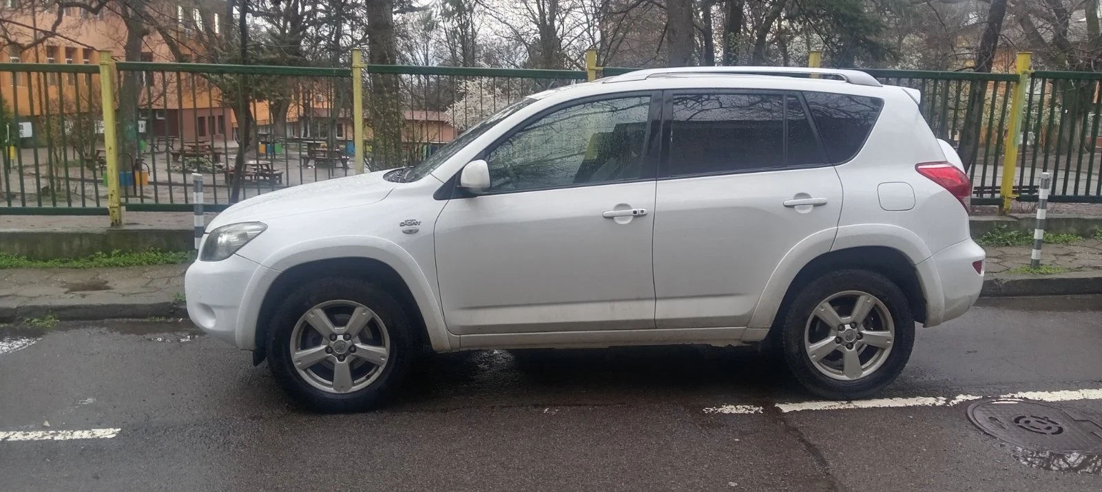 Toyota Rav4 177kw, снимка 2 - Автомобили и джипове - 54095183