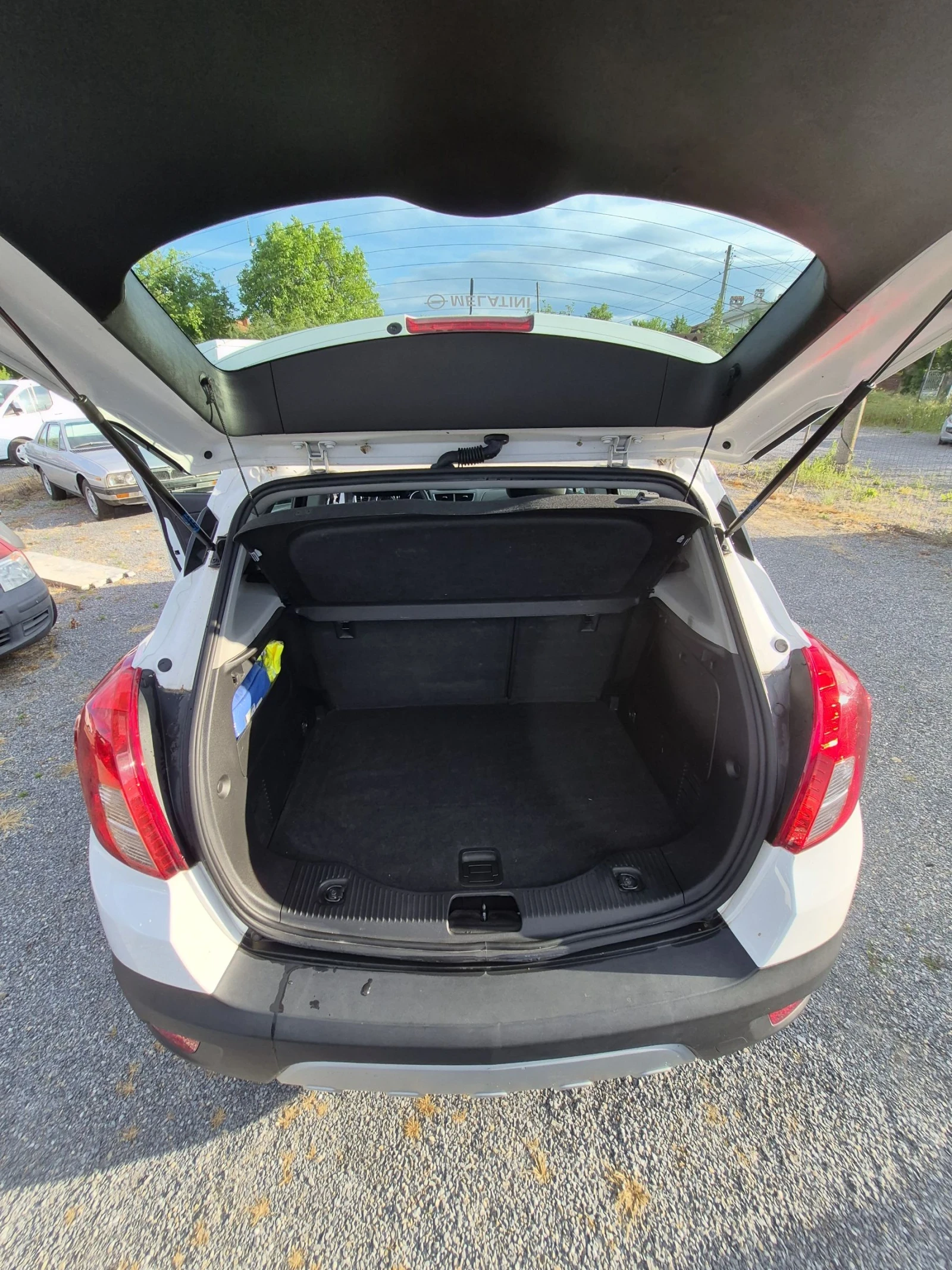 Opel Mokka 1.6i ГАЗ Evro 5, снимка 12 - Автомобили и джипове - 54664406