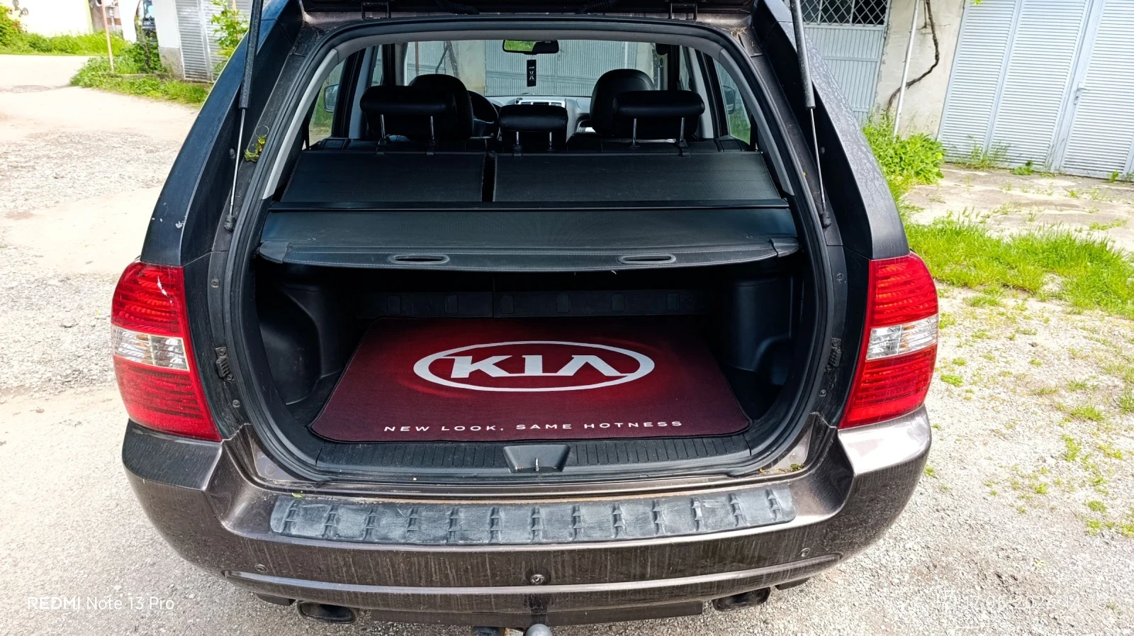 Kia Sportage 2.0 CRDI, снимка 5 - Автомобили и джипове - 54900252