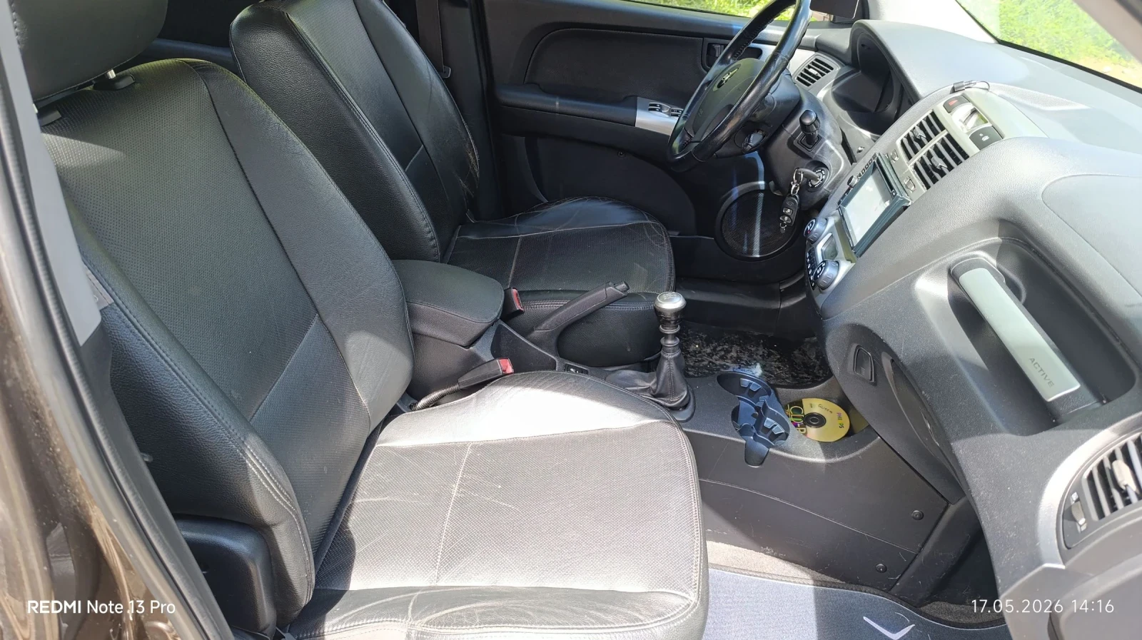 Kia Sportage 2.0 CRDI, снимка 7 - Автомобили и джипове - 54900252