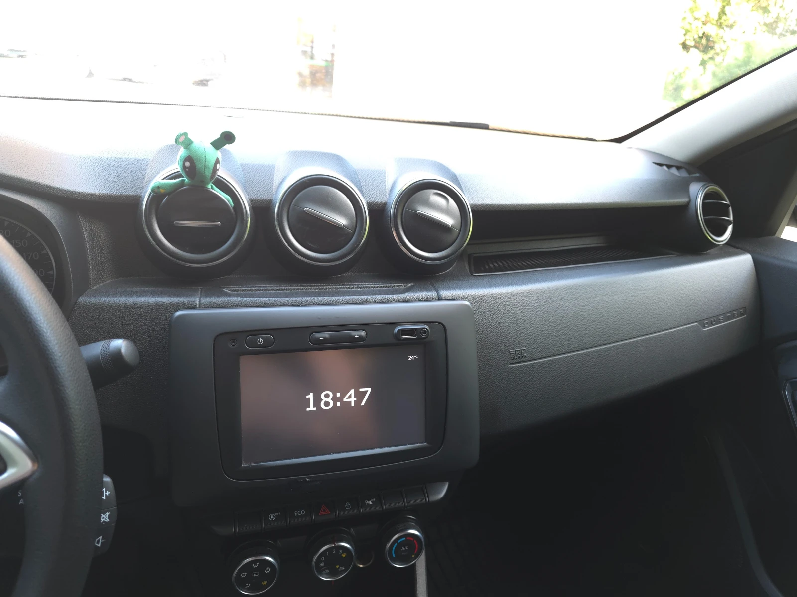 Dacia Duster, снимка 8 - Автомобили и джипове - 54939970