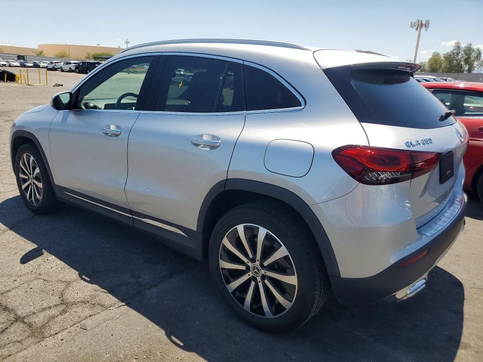 Mercedes-Benz GLA 250 2021 Mercedes Benz Gla 250, снимка 2 - Автомобили и джипове - 55402581