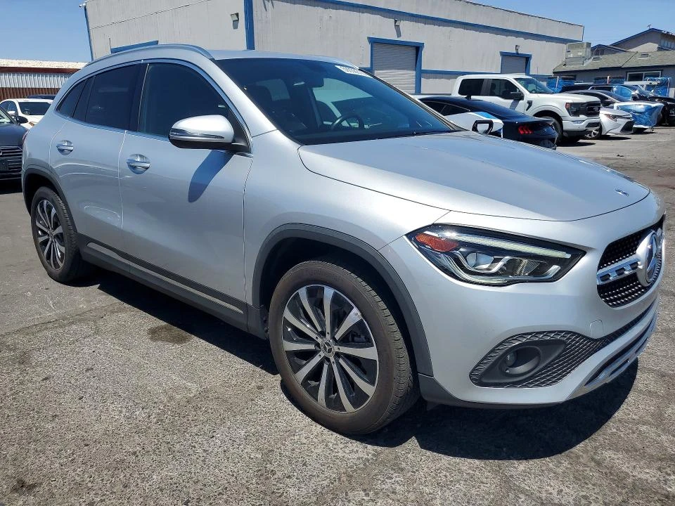 Mercedes-Benz GLA 250 2021 Mercedes Benz Gla 250, снимка 4 - Автомобили и джипове - 55402581