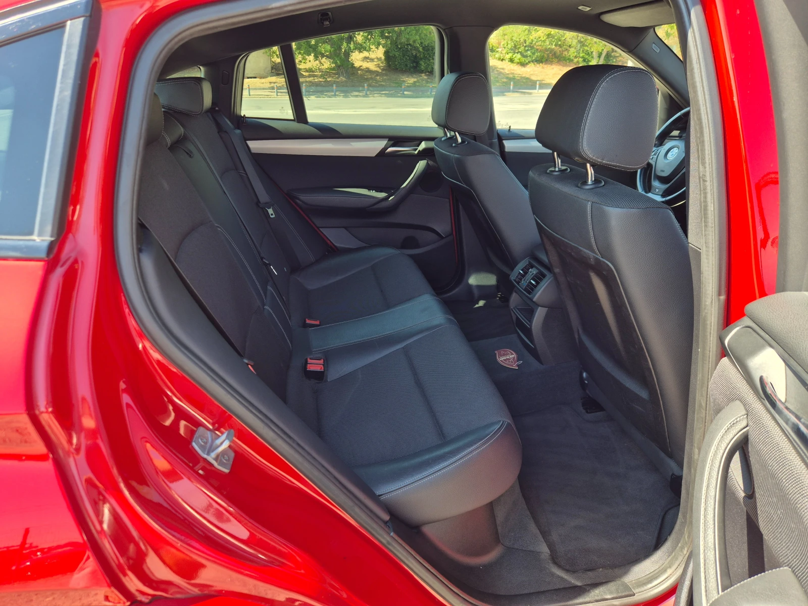 BMW X4 2.0d XDrive M-Pack, снимка 10 - Автомобили и джипове - 55739679