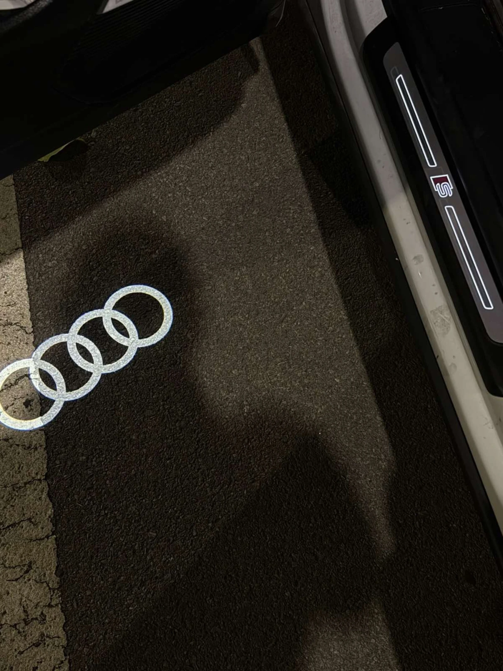 Audi Q8, снимка 6 - Автомобили и джипове - 55806752