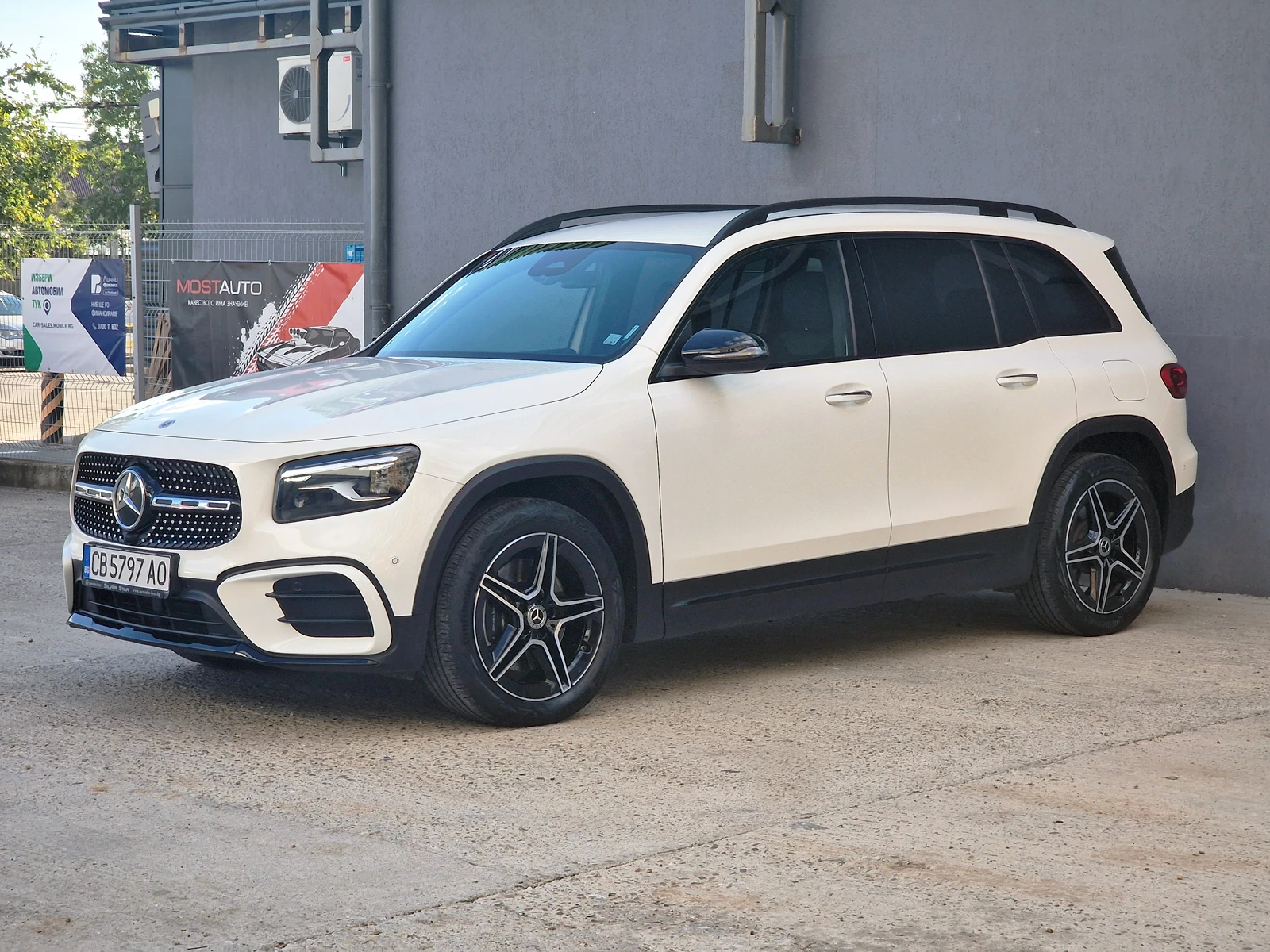 Mercedes-Benz GLB 220 GLB 220 4Matic от България, снимка 4 - Автомобили и джипове - 56195960