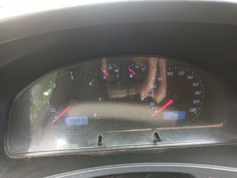 VW T5 Transporter 1.9, снимка 5 - Бусове и автобуси - 50553357