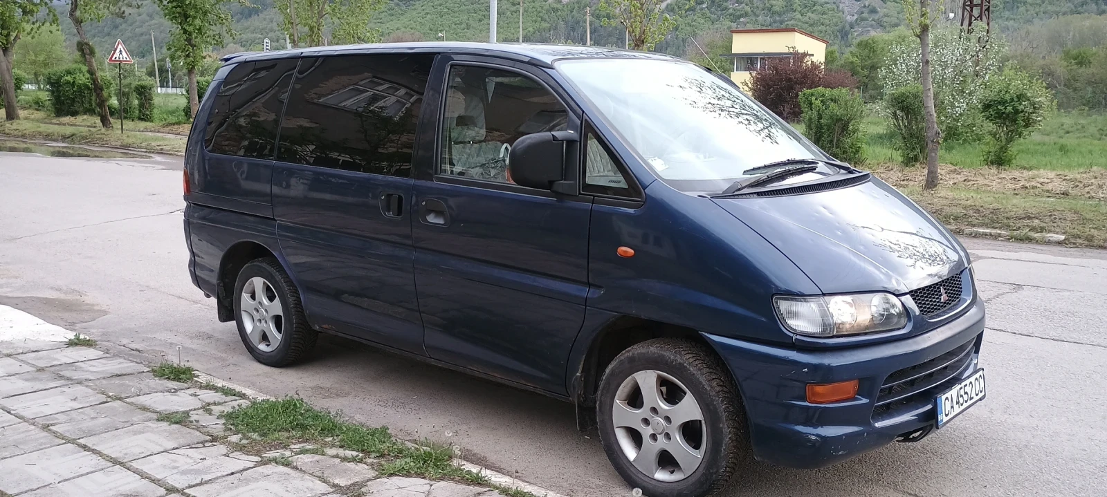 Mitsubishi Spacegear  - изображение 2
