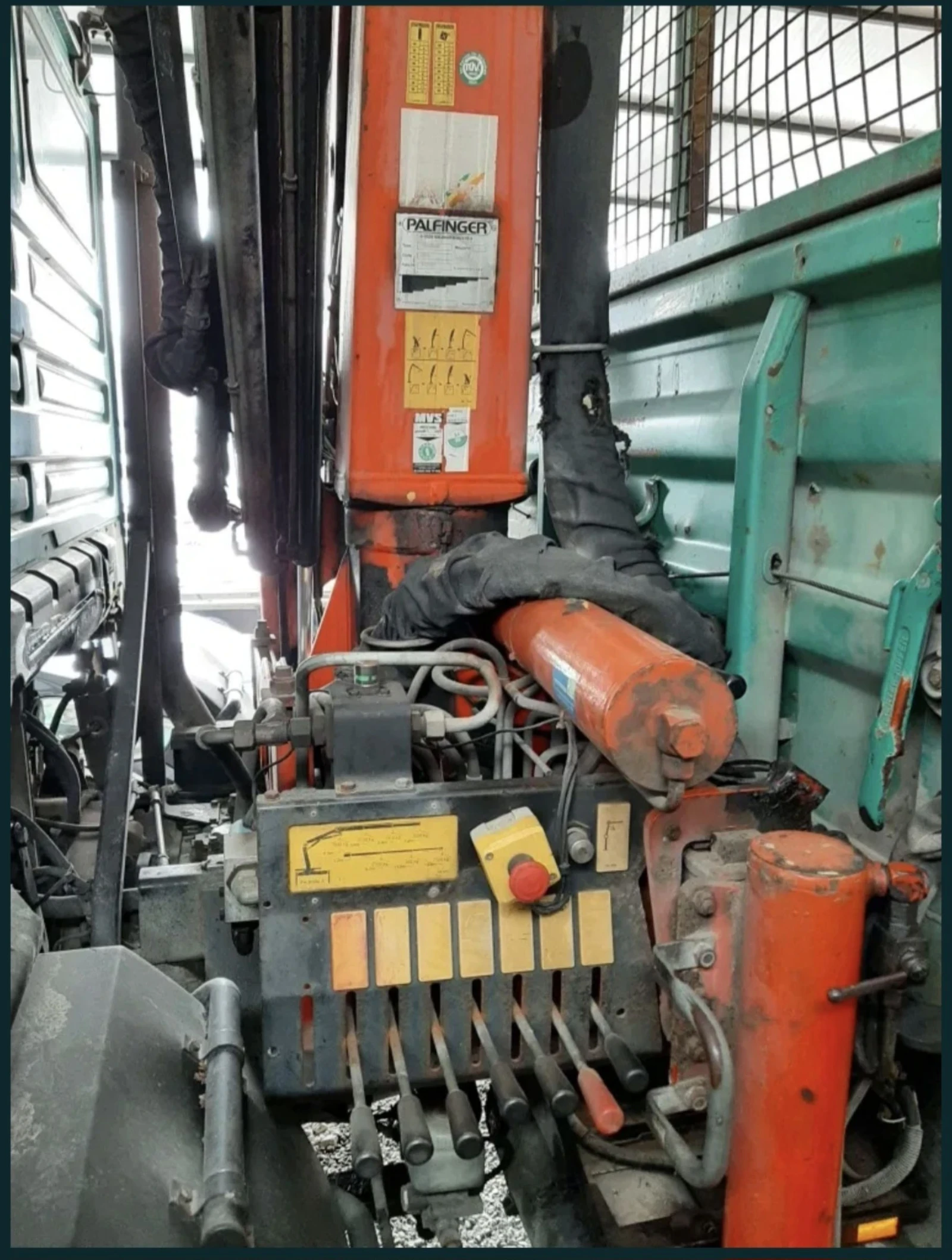 Man 12192 4x4 сам.с кран, снимка 4 - Камиони - 54467246