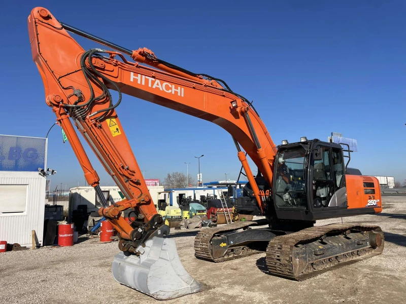 Багер Hitachi ZX 250 LCN-6, снимка 8 - Индустриална техника - 48617897