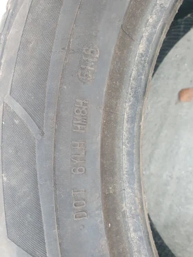 Гуми Всесезонни 255/50R19, снимка 3 - Гуми и джанти - 38604833