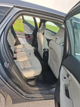 Volvo V40 1.6D Summum, снимка 7