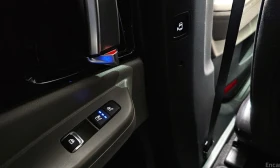Kia Carnival SIGNATURE | FULL, снимка 10