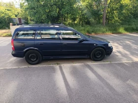 Opel Astra 1.4 i климатик, снимка 3