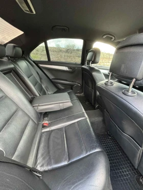 Mercedes-Benz C 220, снимка 12