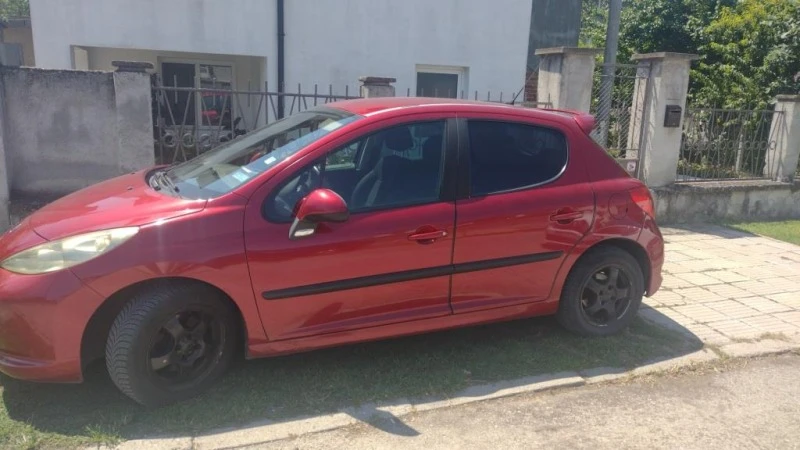 Peugeot 207, снимка 1 - Автомобили и джипове - 46713470