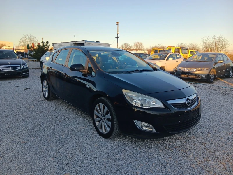 Opel Astra 1.6i, снимка 2 - Автомобили и джипове - 48409153