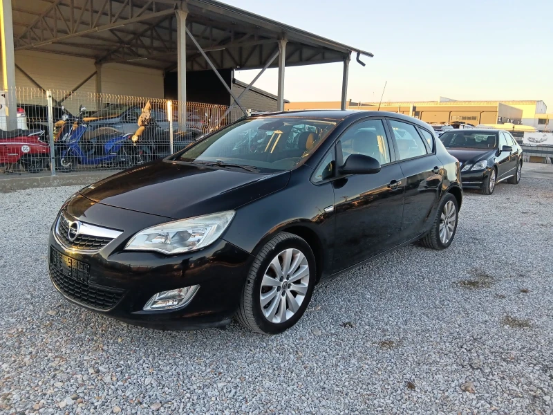 Opel Astra 1.6i, снимка 3 - Автомобили и джипове - 48409153