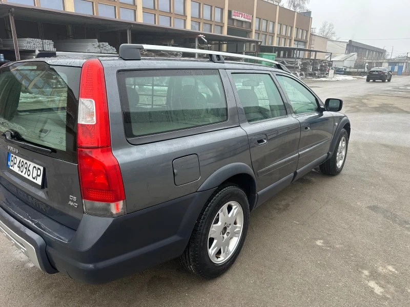 Volvo Xc70 2.4 Automatic AWD, снимка 4 - Автомобили и джипове - 49317801