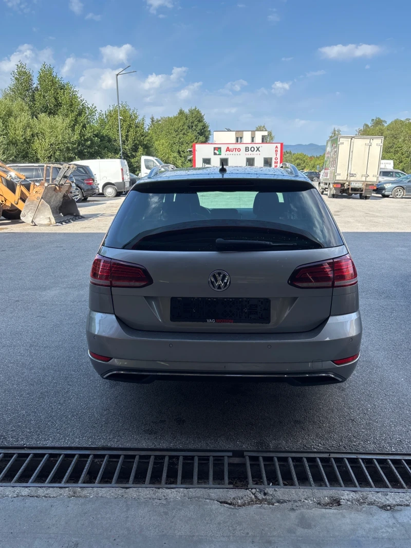 VW Golf 1.6 TDI join, снимка 4 - Автомобили и джипове - 51368179