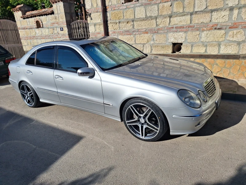 Mercedes-Benz E 320 AVANGARDE