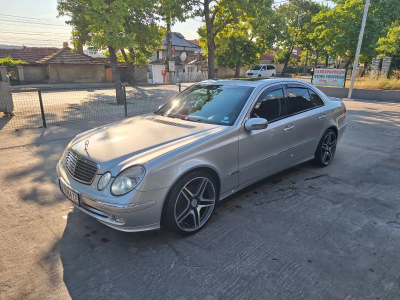 Mercedes-Benz E 320 AVANGARDE, снимка 3 - Автомобили и джипове - 52699118