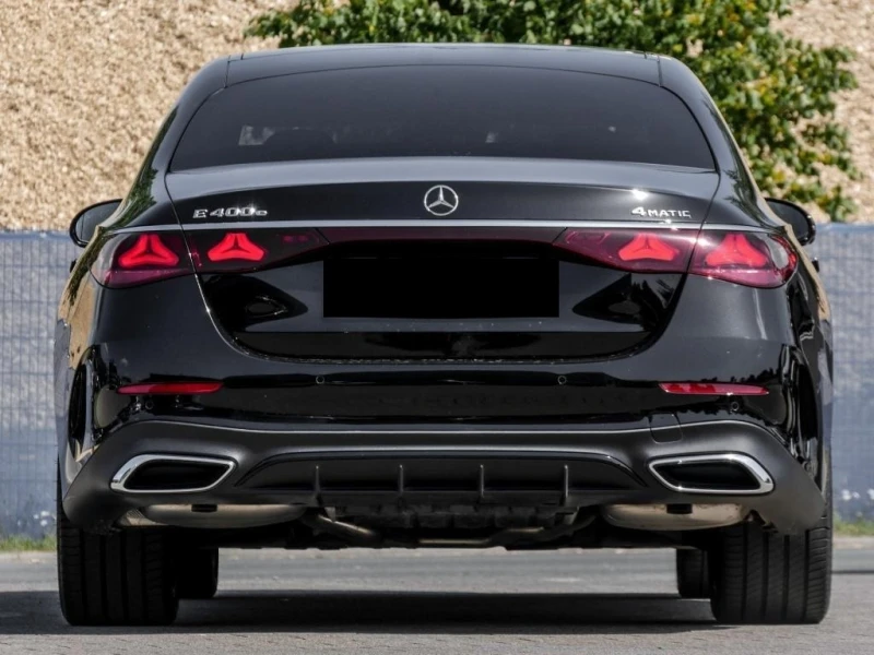 Mercedes-Benz E 400 e AMG 4-MATIC PLUG-IN HYBRID PANORAMA 360 , снимка 4 - Автомобили и джипове - 51951048