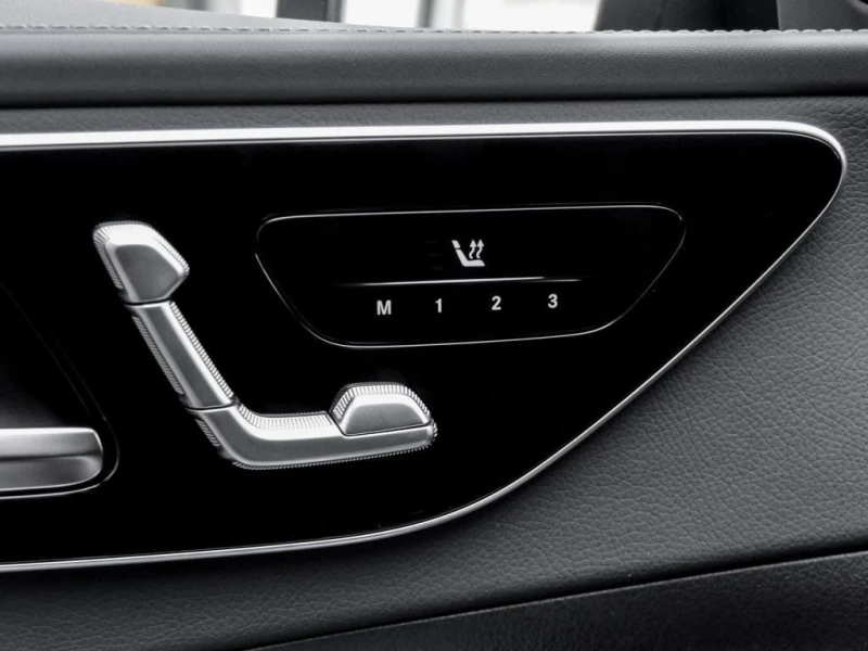 Mercedes-Benz E 400 e AMG 4-MATIC PLUG-IN HYBRID PANORAMA 360 , снимка 7 - Автомобили и джипове - 51951048