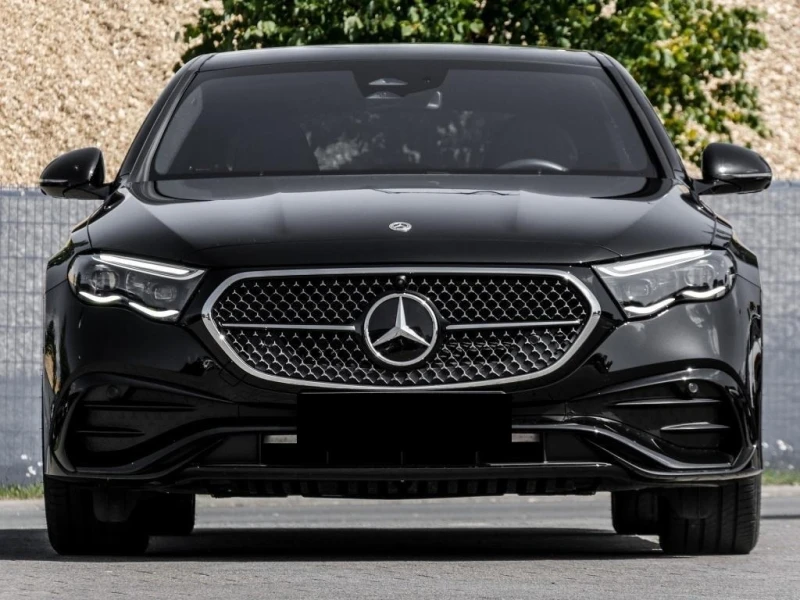Mercedes-Benz E 400 e AMG 4-MATIC PLUG-IN HYBRID PANORAMA 360 , снимка 2 - Автомобили и джипове - 51951048