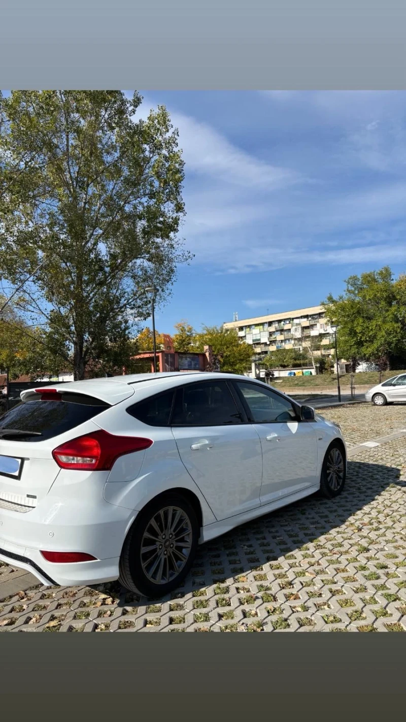 Ford Focus ST-LINE , снимка 4 - Автомобили и джипове - 52326368