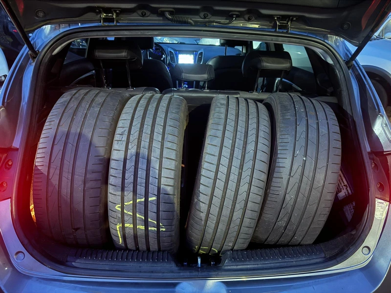 Hyundai I30 1.6i Германия , снимка 10 - Автомобили и джипове - 52847373