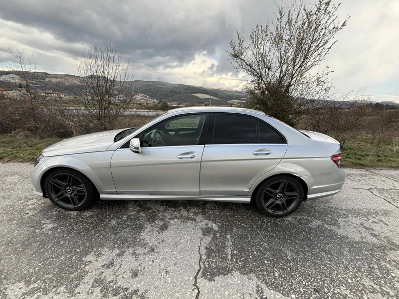 Mercedes-Benz C 220, снимка 5 - Автомобили и джипове - 52996300