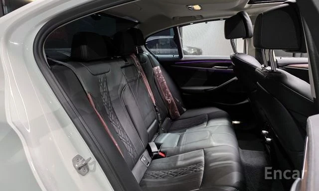 BMW 530E 5 Series 530e Luxury, снимка 13 - Автомобили и джипове - 54185667