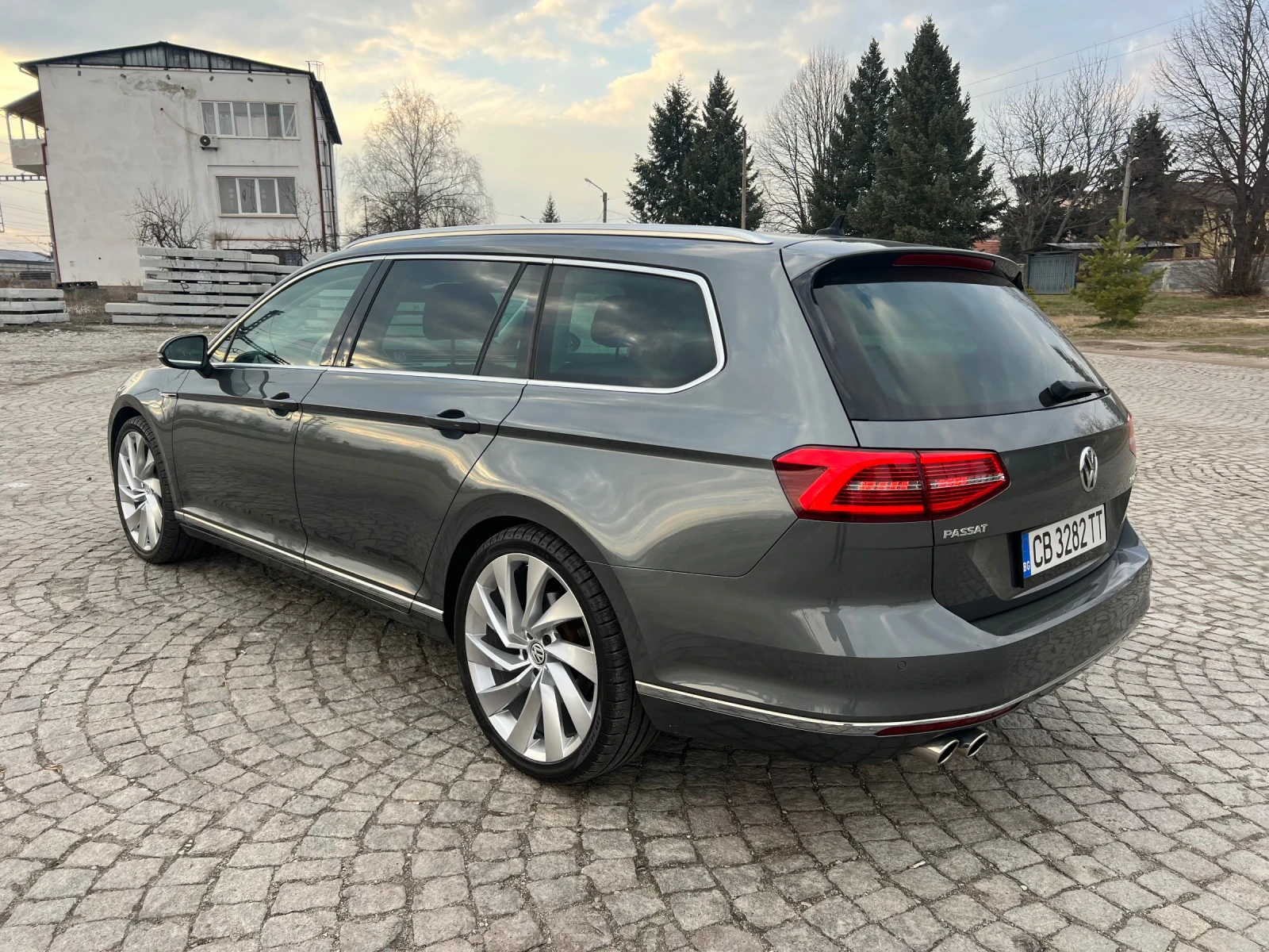 VW Passat 2.0 tdi 4motion High-Line Full Led ACC DSG Keyless - изображение 2