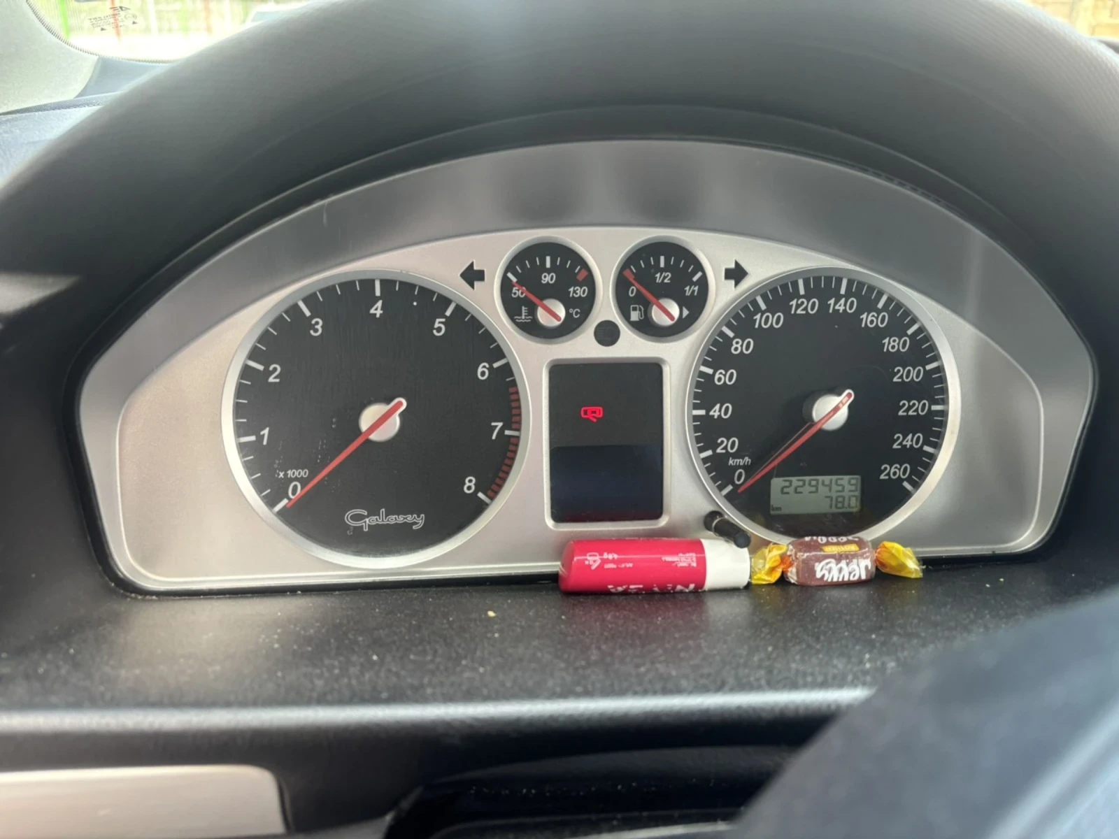 Ford Galaxy  - изображение 6