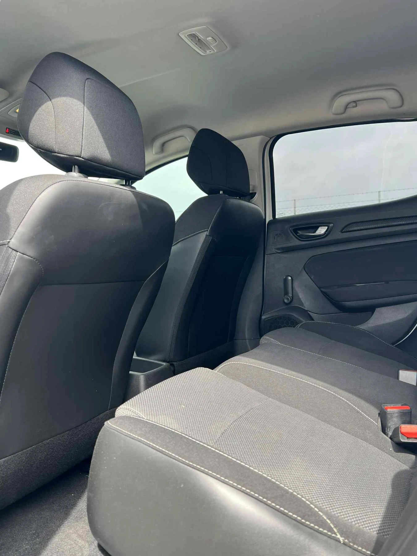 Renault Megane 1.6 Газ - изображение 6
