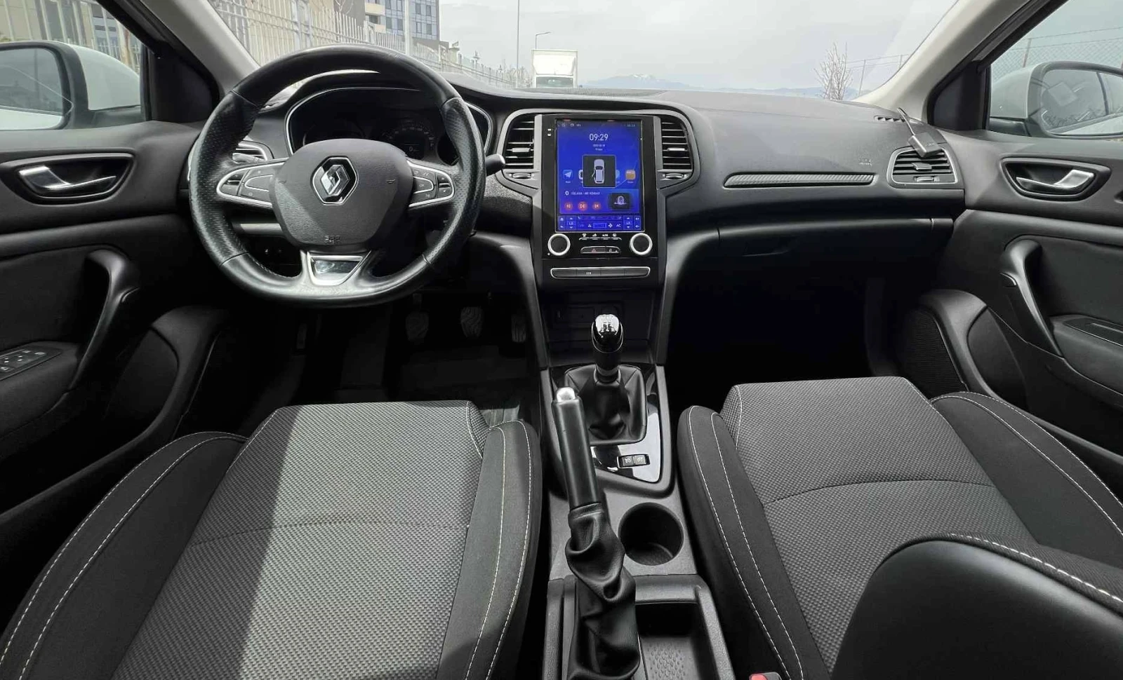 Renault Megane 1.6 Газ - изображение 7