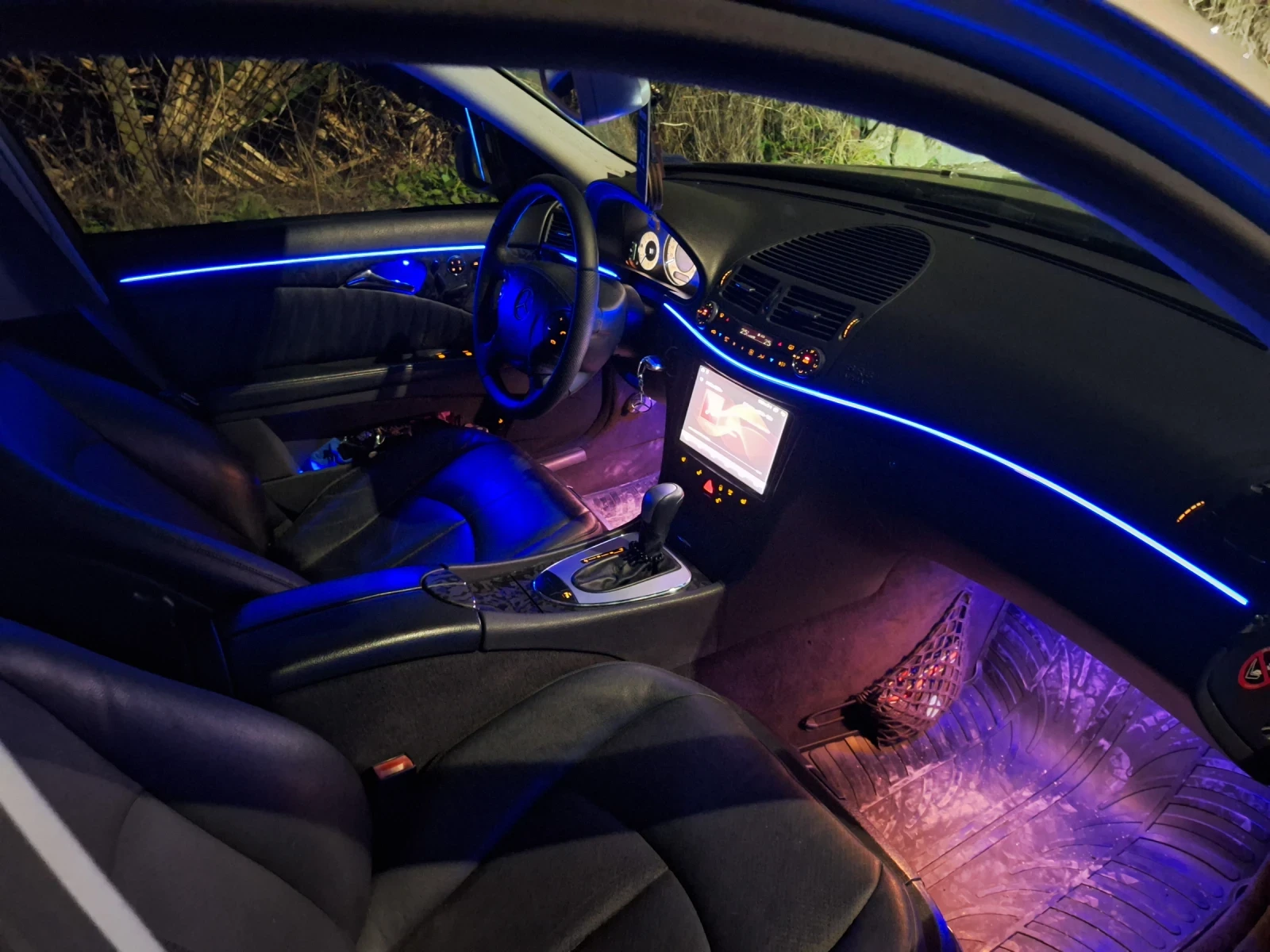 Mercedes-Benz E 320 AVANGARDE - изображение 7
