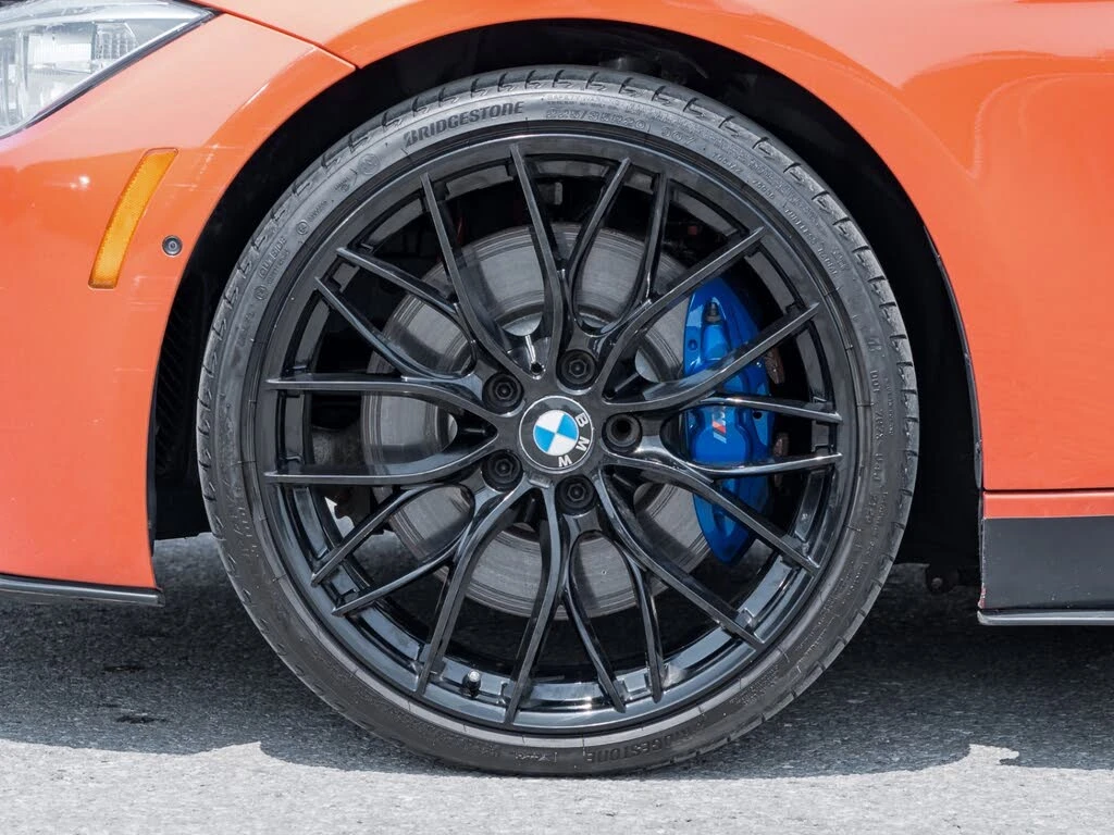 BMW 335 M-PACK* BLACK OPTIC* HARMAN* KEYLESS* M-BRAKES* SH - изображение 6