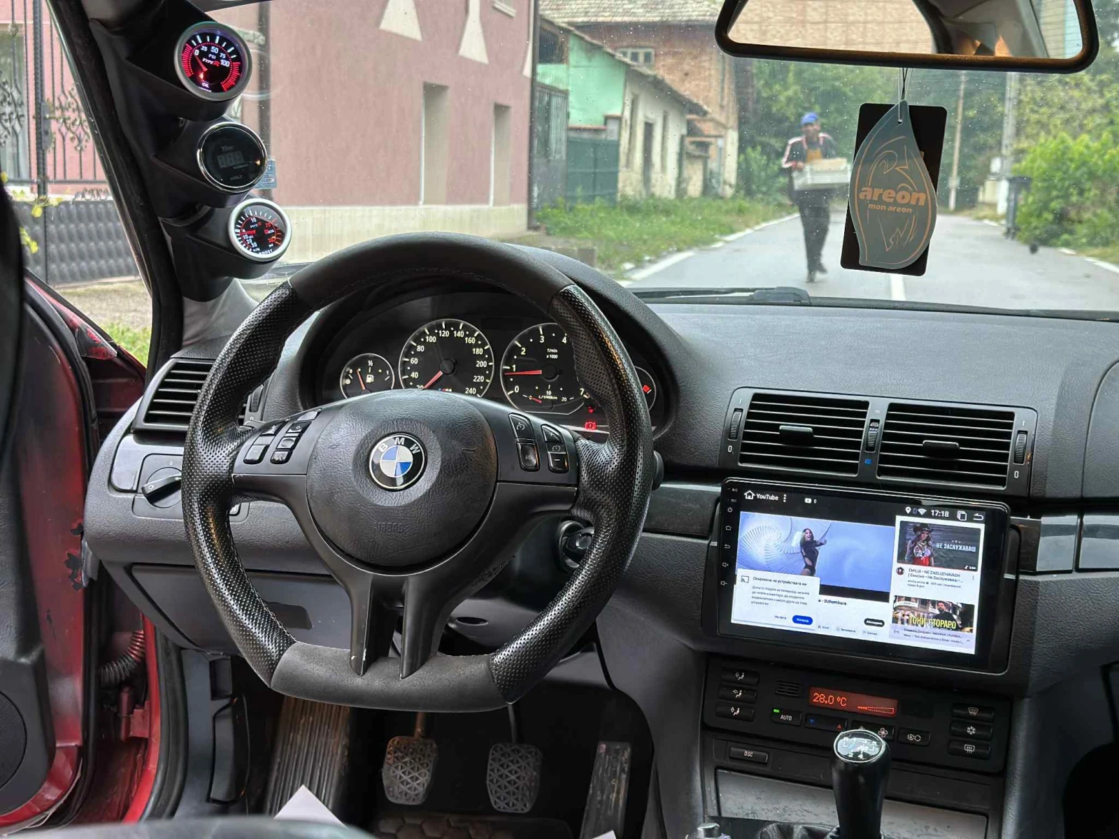 BMW 330  - изображение 7