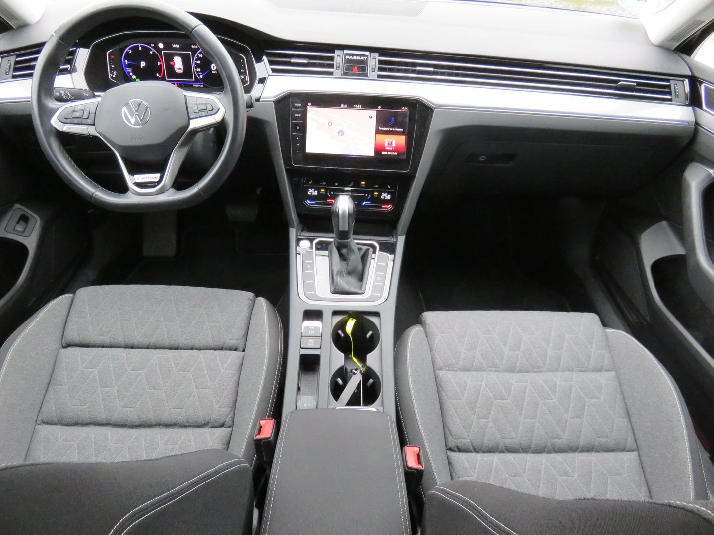 VW Passat VW Passat Var. Business 2.0TDI SCR 4MOT DSG - изображение 5