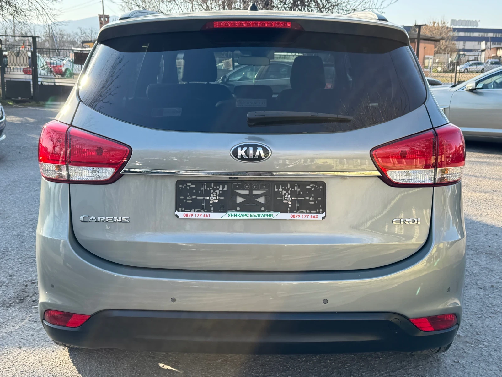 Kia Carens Реални километри ! Гаранция!, снимка 5 - Автомобили и джипове - 54145325