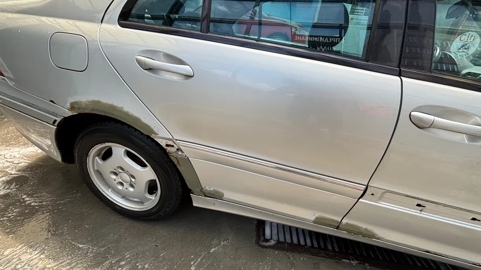 Mercedes-Benz C 200, снимка 9 - Автомобили и джипове - 55049077