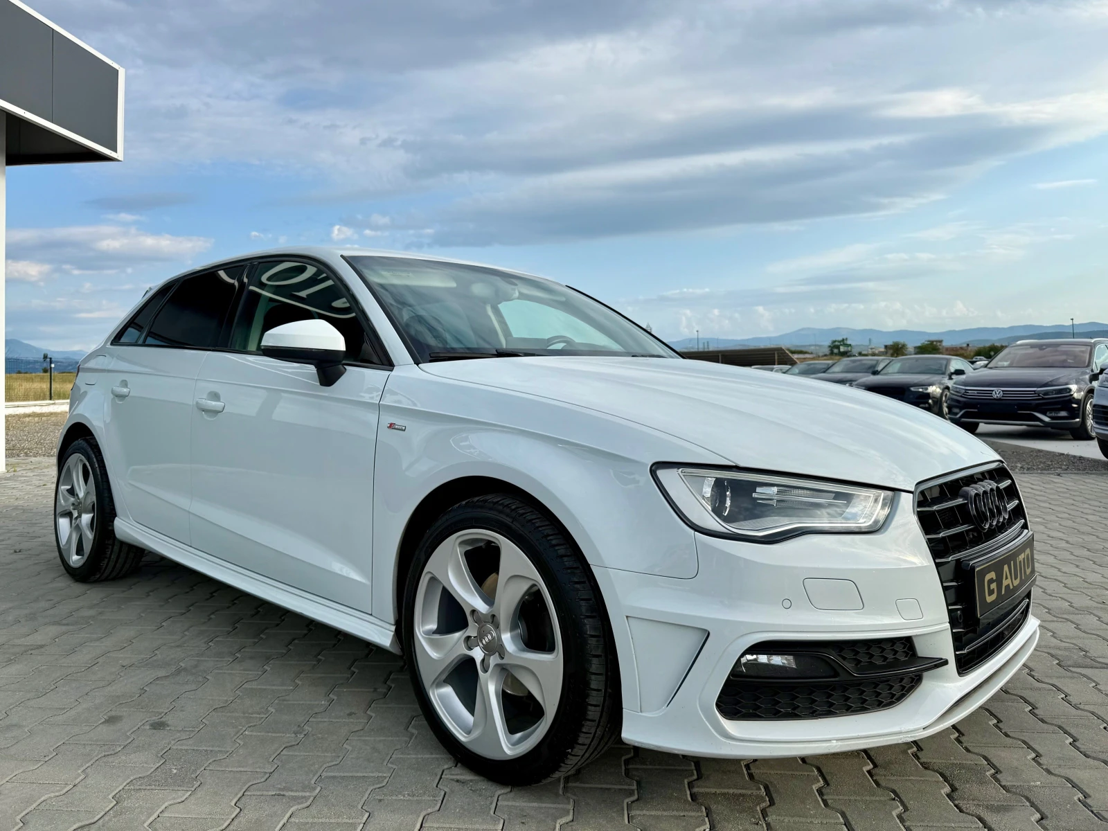 Audi A3 2.0 TDI s line 184 ks Собствен лизинг !!!, снимка 3 - Автомобили и джипове - 55464447