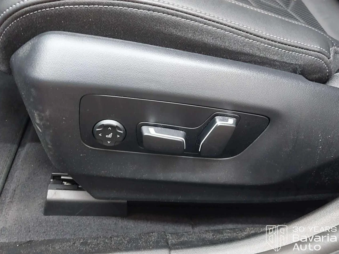BMW i5 40 xDrive Automatic, снимка 15 - Автомобили и джипове - 55981094