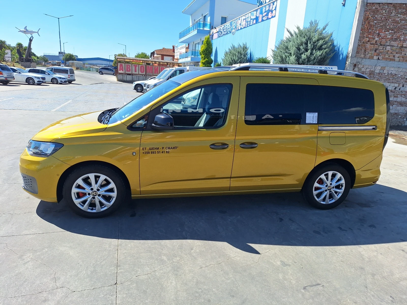 VW Caddy, снимка 9 - Автомобили и джипове - 56083788