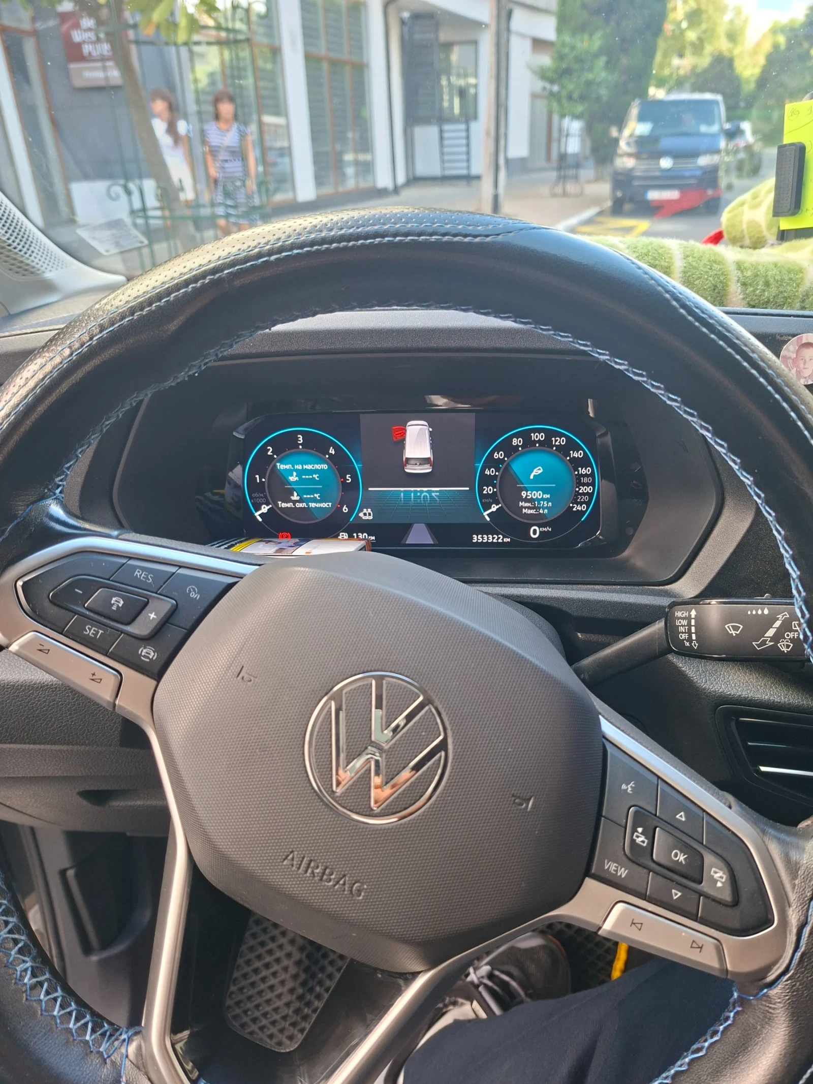 VW Caddy, снимка 12 - Автомобили и джипове - 56083788